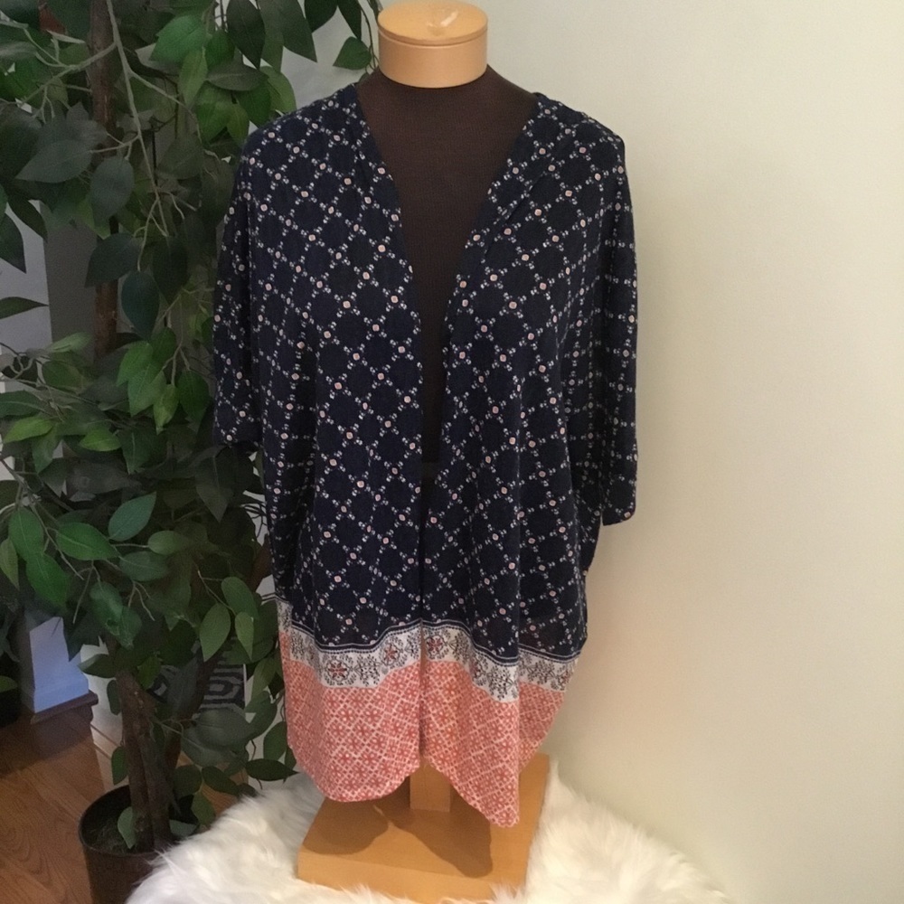 Torrid Woman’s 1X dolman sleeve open front cardigan lightweight short sl…